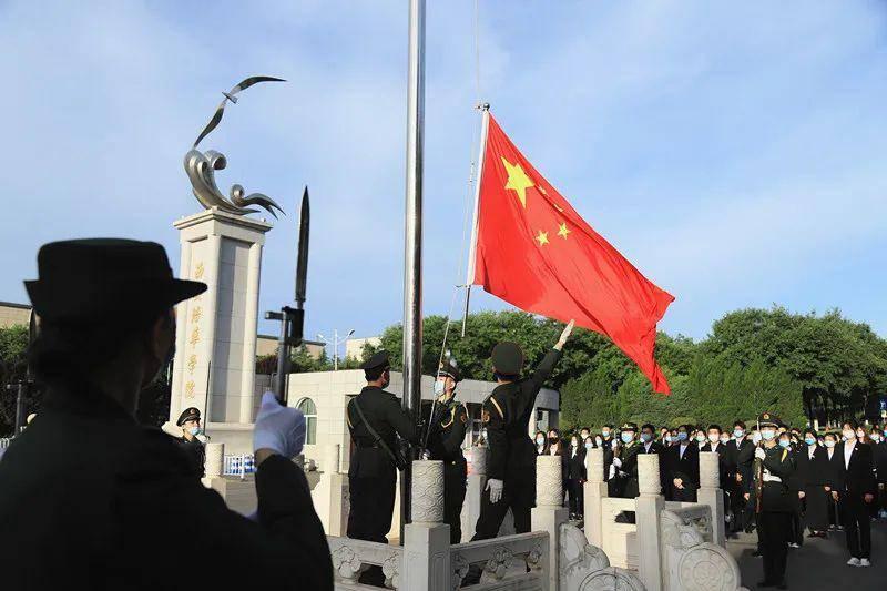 博物馆小偷